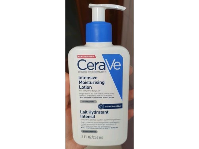CeraVe Intensive Moisturizing Lotion, 5% Hydro-Urea, 8 fl oz/236 mL