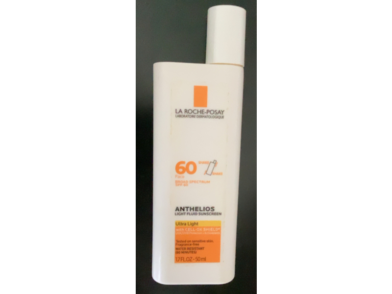 La Roche Posay Anthelios Fluid Sunscreen Lotion, Ultra Light, SPF 60, 1.7 fl oz/50 mL
