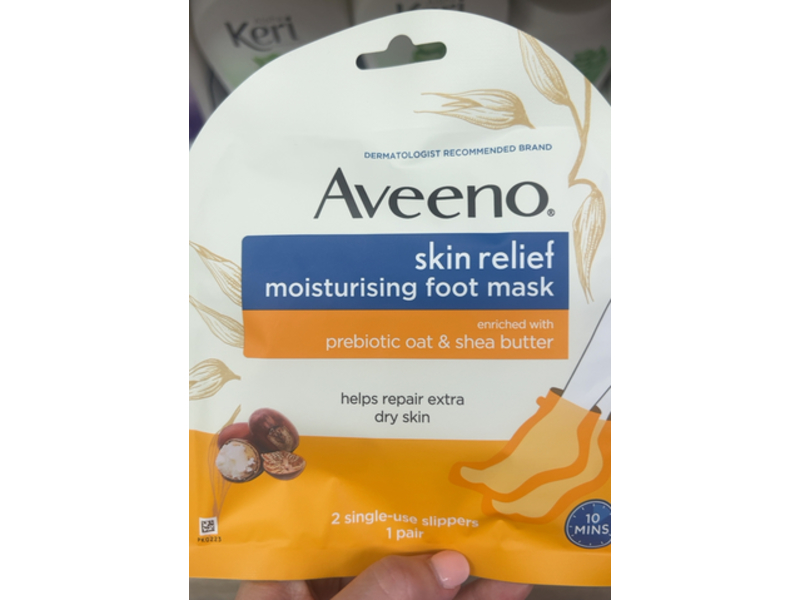 Aveeno Skin Relief Moisturizing Foot Mask, Prebiotic Oat & Shea Butter, 1 Pair