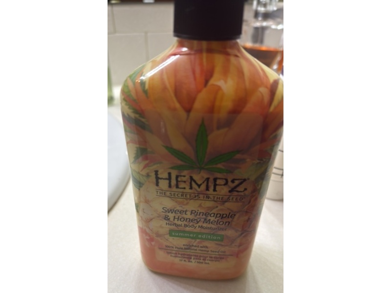 Hempz Herbal Body Moisturizer , Sweet Pineapple & Honey Melon, 17 fl oz/500 mL