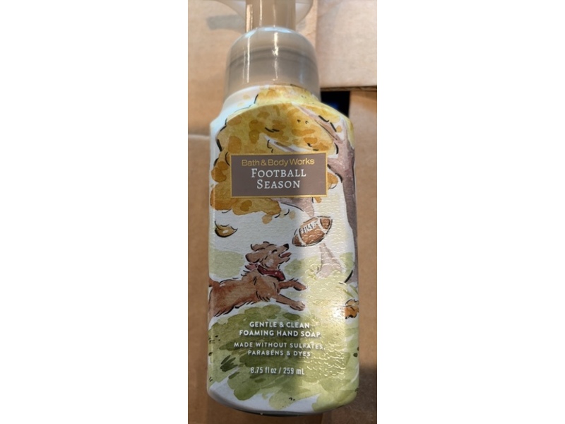 Bath & Body Works Gentle & Clean Foaming Hand Soap, Football Season, 8.75 fl oz/259 mL