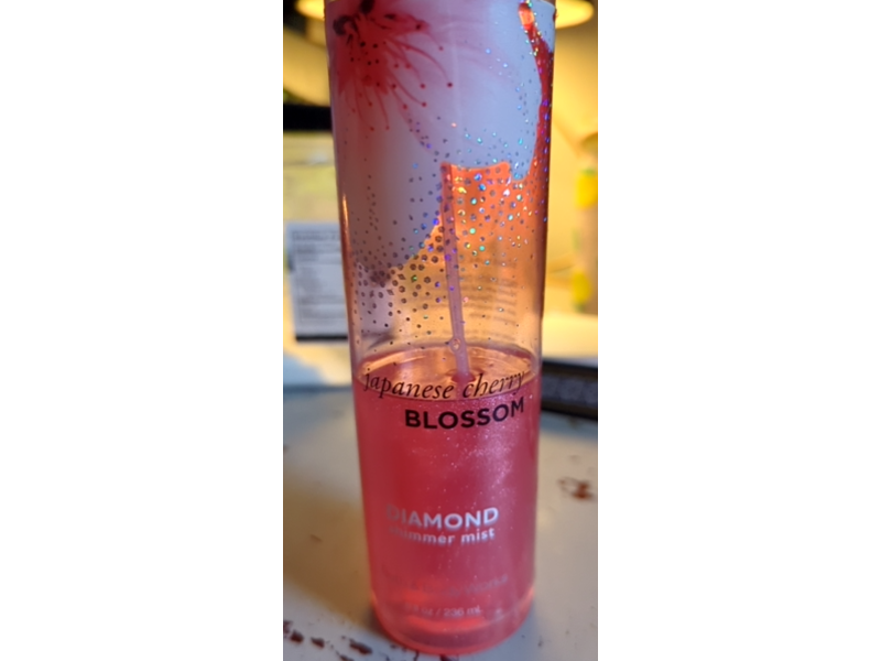 Bath & Body Works Diamond Shimmer Mist, Japanese Cherry Blossom,8 fl oz/236 mL