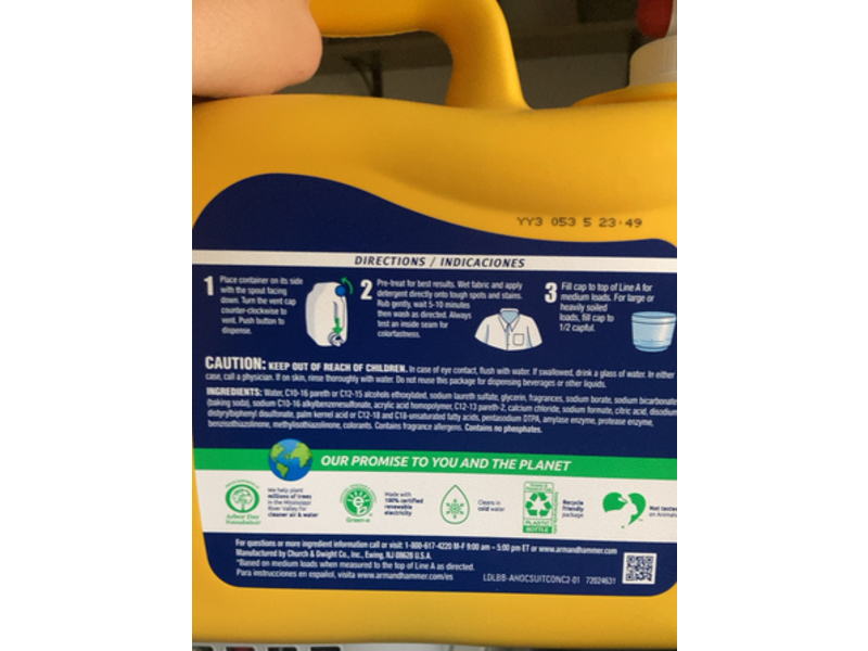 Arm & Hammer Plus OxiClean with Odor Blasters Liquid Laundry Detergent, Fresh Burst, 106 Loads, 138 fl oz/4.08 L