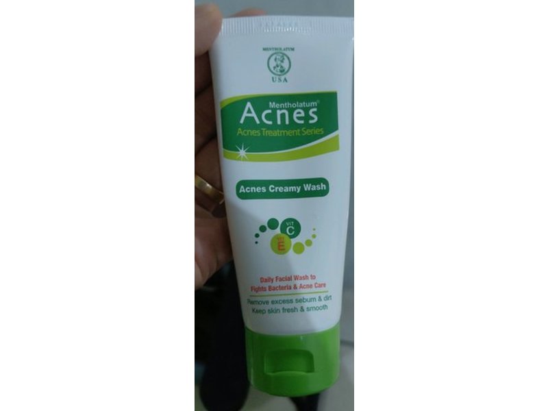 Mentholatum Acnes Creamy Face Wash, 50 g