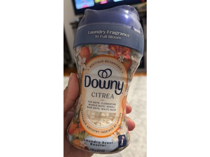 Downy Laundry Scent Booster, Citrea, 4.8 oz/136 g