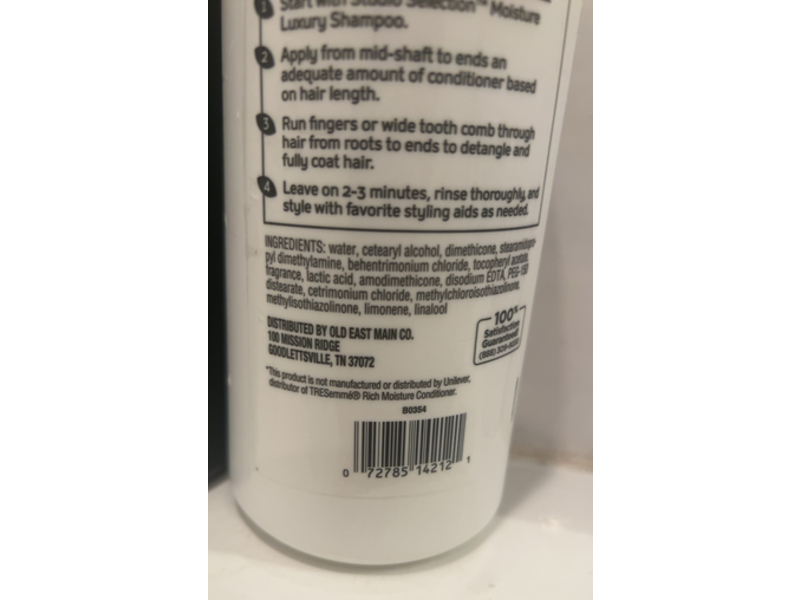 Studio Selection Moisture Luxury Conditioner, 28 fl oz/828 mL