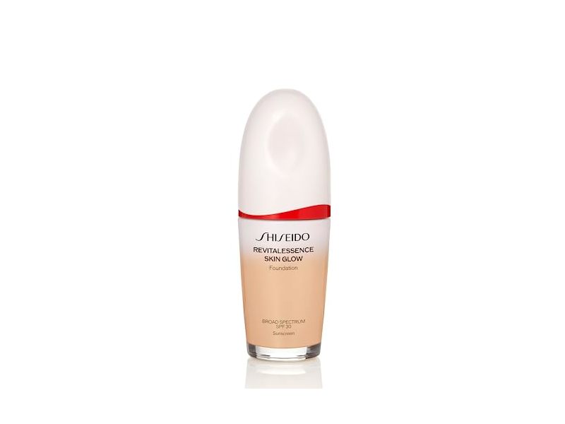 Shiseido RevitalEssence Skin Glow Foundation Sunscreen, SPF 30, 150 Lace, 1 fl oz/30 mL