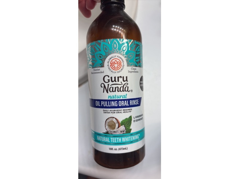 GuruNanda Natural Oil Pulling Oral Rinse, Coconut + Mint, 16 fl oz/473 mL