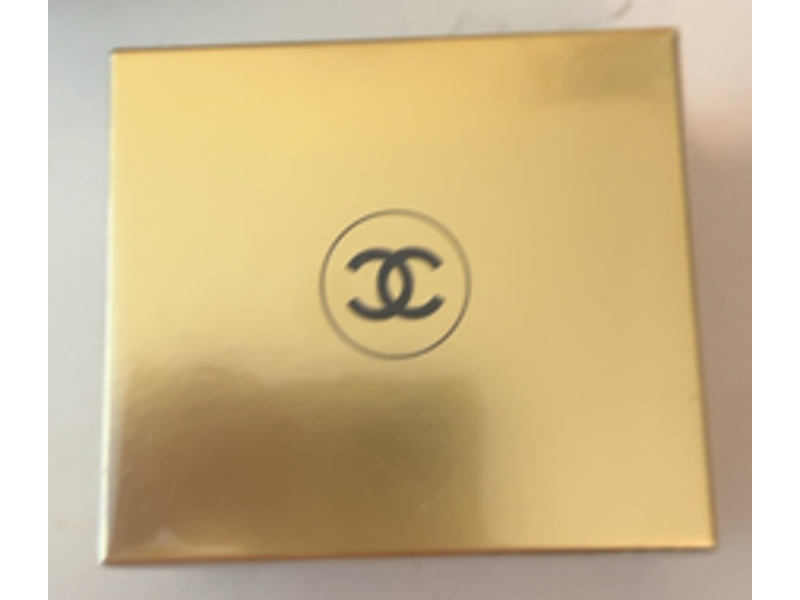 Chanel Sublimage Le Teint Ultimate Radiance Foundation, 32 Rose Beige, 1 oz/30 mL