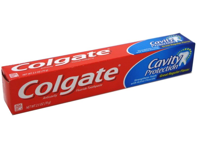 Colgate Toothpaste Cavity Protection Regular, 2.5 oz / 70 g Ingredients ...