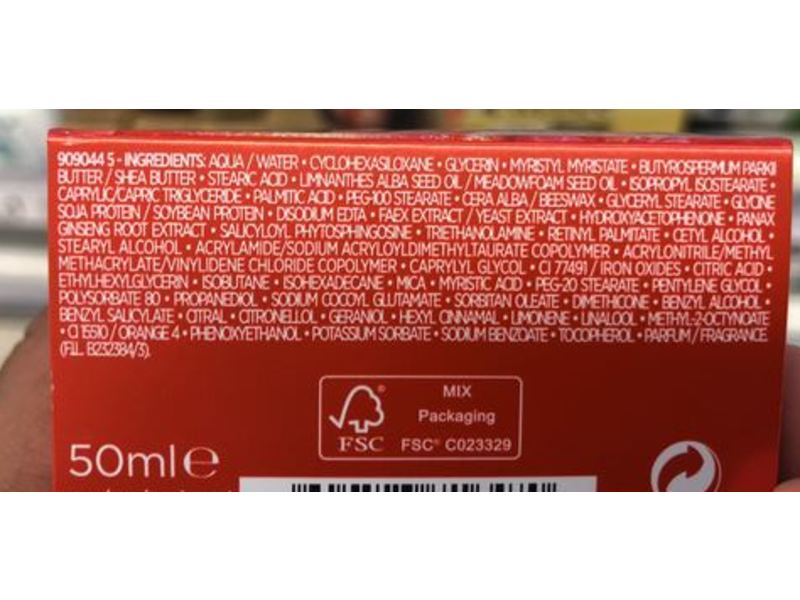 L'Oreal Paris Revitalift Energising Red Healthy Glow Day Cream, 50 mL