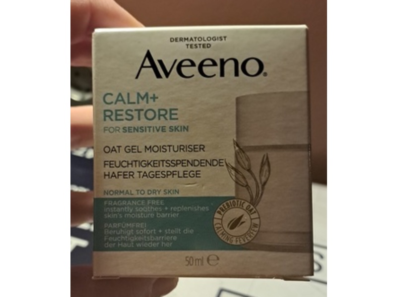 Aveeno Calm + Restore Oat Gel Moisturizer, Normal To Dry Skin, 50 mL