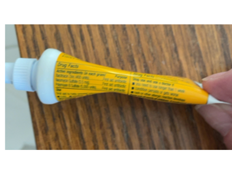 Neosporin Ointment , 0.5 oz/14.2 g