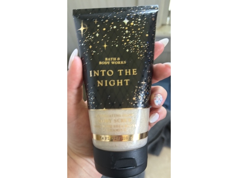 Bath & Body Works Exfoliating Glow Body Scrub, Into the Night, 7.4 fl oz/210 g