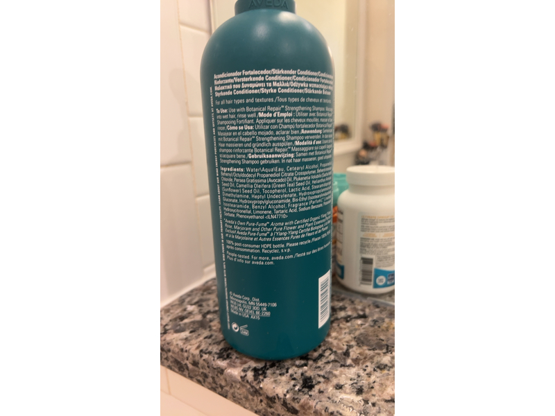 Aveda Botanical Repair Strengthening Conditioner, 33.8 fl oz/1 L