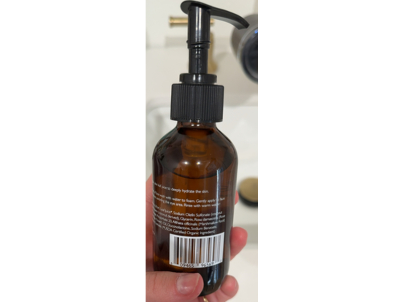 Clovertree Moisture Boost Face Wash, 4 oz/118 mL