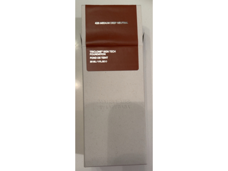 Haus Labs Triclone Skin Tech Foundation, 424 Medium Deep Neutral, 1 fl oz/30 mL