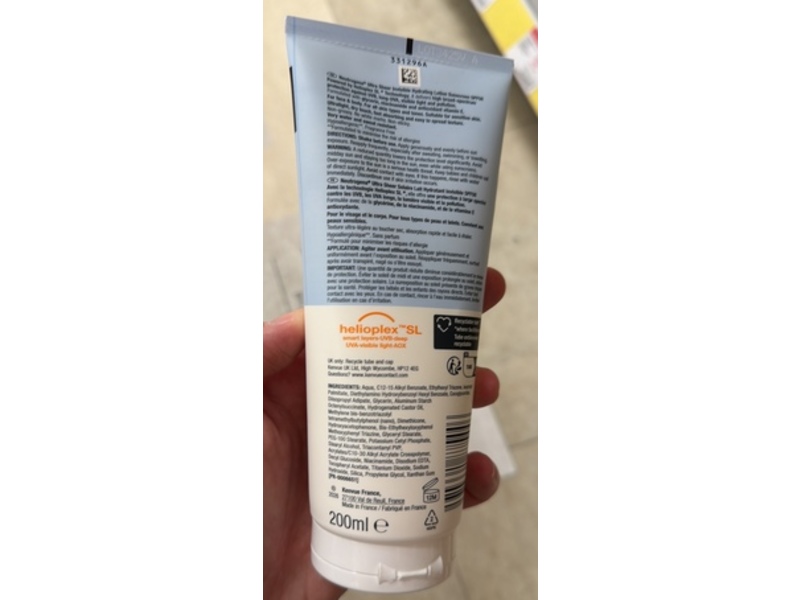 Neutrogena Ultra Sheer Invisible Lotion Sunscreen, SPF 50, 200 mL