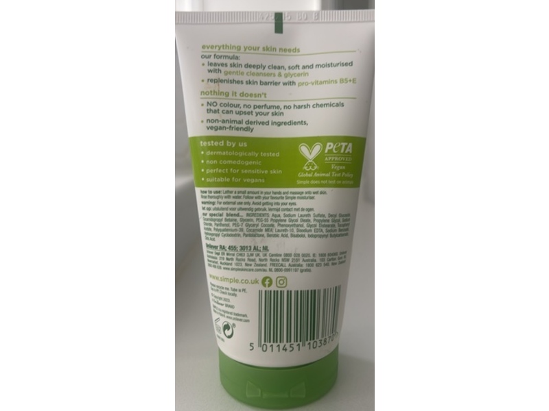 Simple Moisturising Facial Wash, Pro-Vitamins B5+E, 150 mL