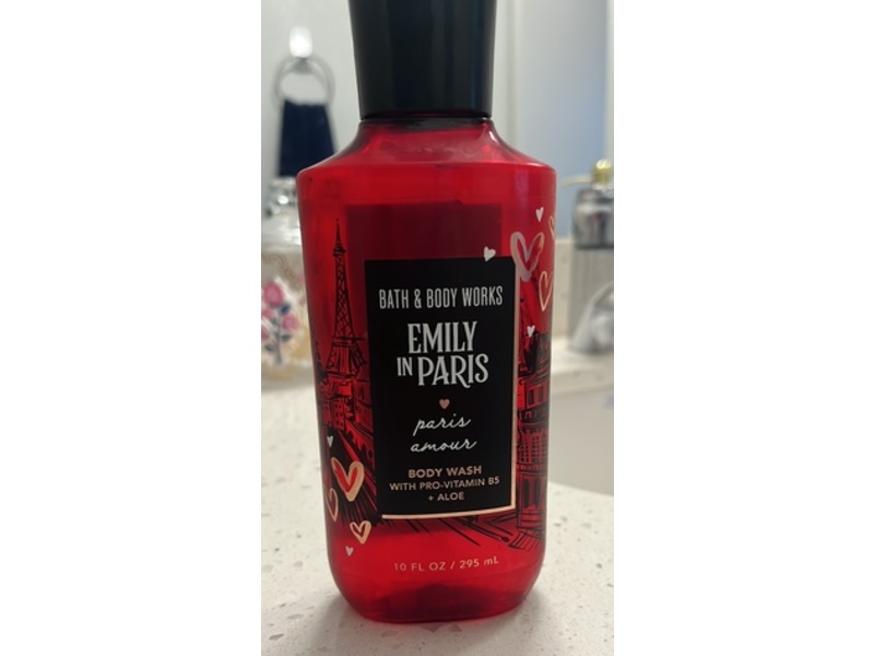 Bath & Body Works Aloe Body Wash, Emily In Paris, 10 fl oz/295 mL