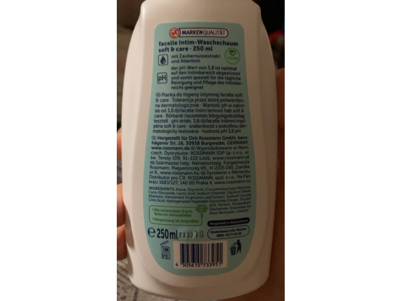 Rossmann Facelle Soft & Care Intimate Wash Foam, 250 mL