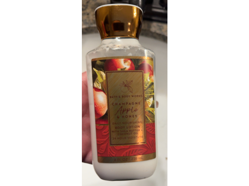 Bath & Body Works Daily Nourishing Body Lotion, Champagne Apple & Honey, 8 fl oz/236 mL, Pack Of 2
