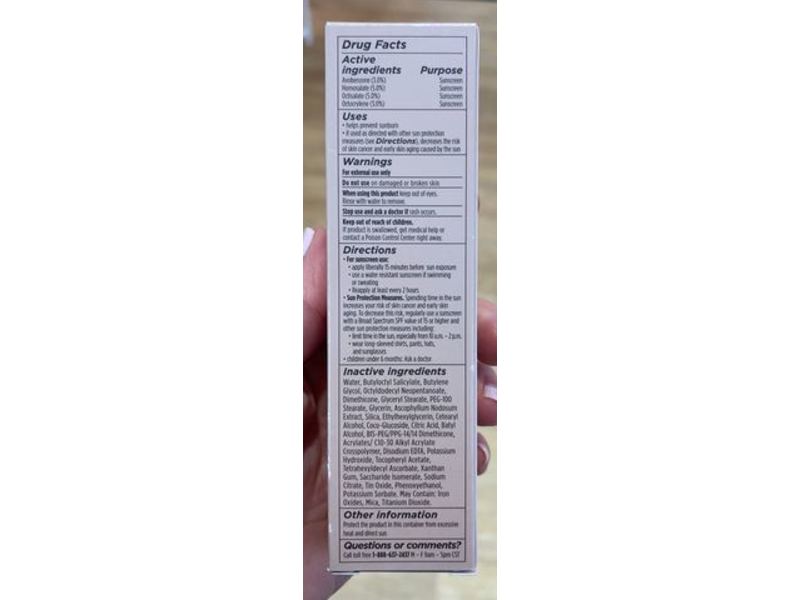 Laura Mercier Tinted Moisturizer Light Revealer, Cameo, SPF 25, 1.7 fl oz/50 mL