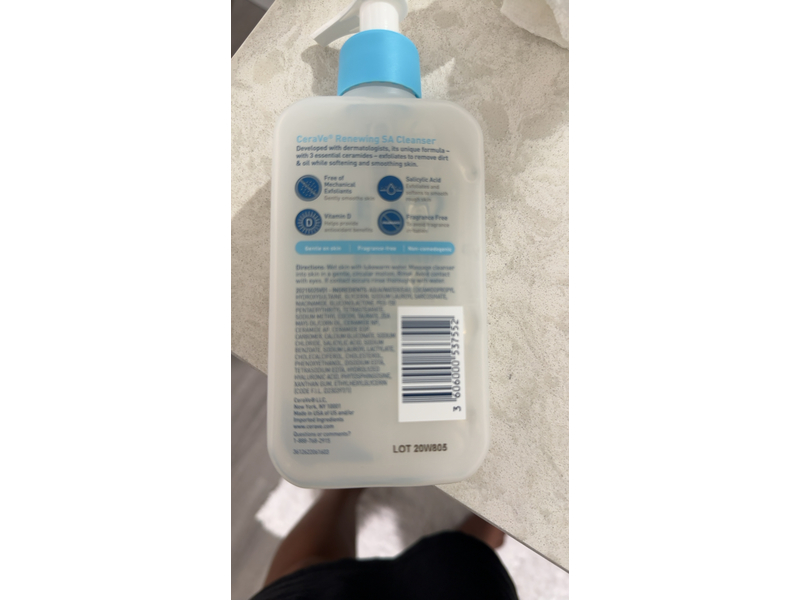 CeraVe Renewing SA Cleanser, 8 fl oz (237 mL)