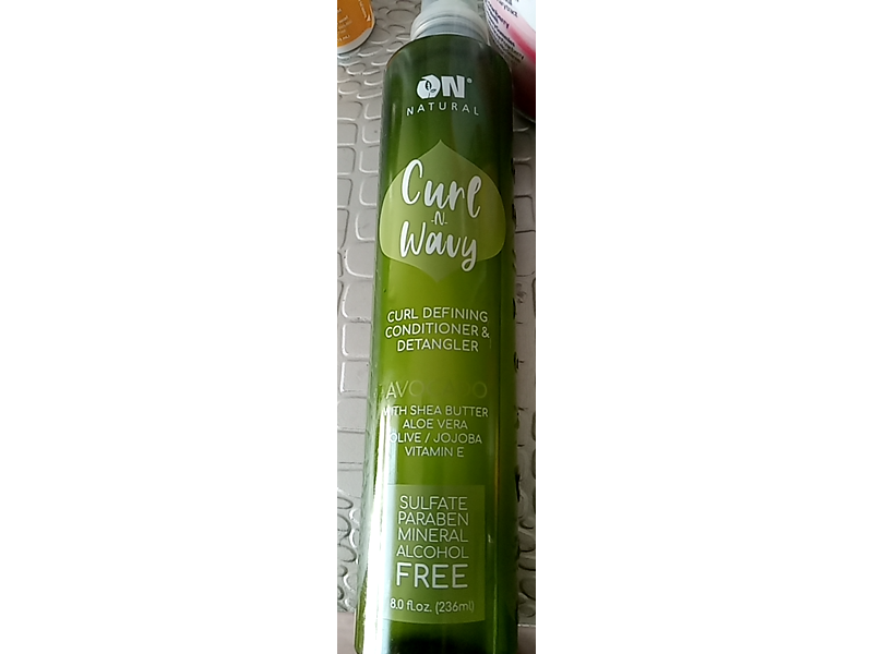 On Natural Curl-n-wavy Curl Defining Conditioner & Detangler, Avocado, 8 oz/236 mL