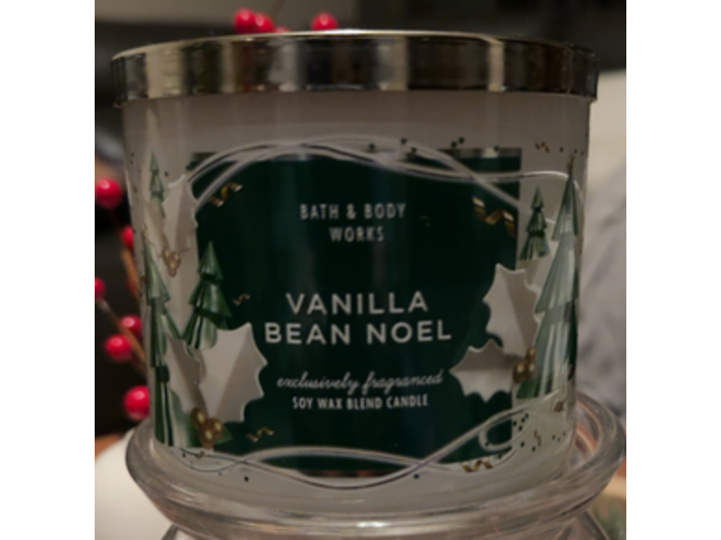 Bath & Body Works Soy Wax Blend Candle, Vanilla Bean Noel, 14.5 oz/411 g