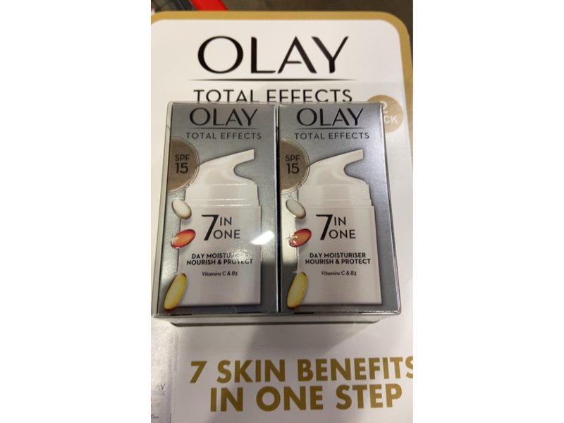 Olay Total Effects 7 In One Day Moisturiser, Nourish & Protect, Vitamins C & B3, SPF 15, 37 mL, Pack Of 2