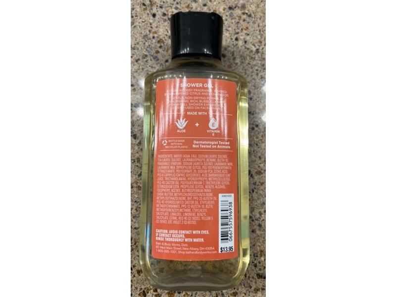 Bath & Body Works Shower Gel, Citrus & Cedar, Aloe + Vitamin E, 10 fl oz/295 mL, Pack Of 2