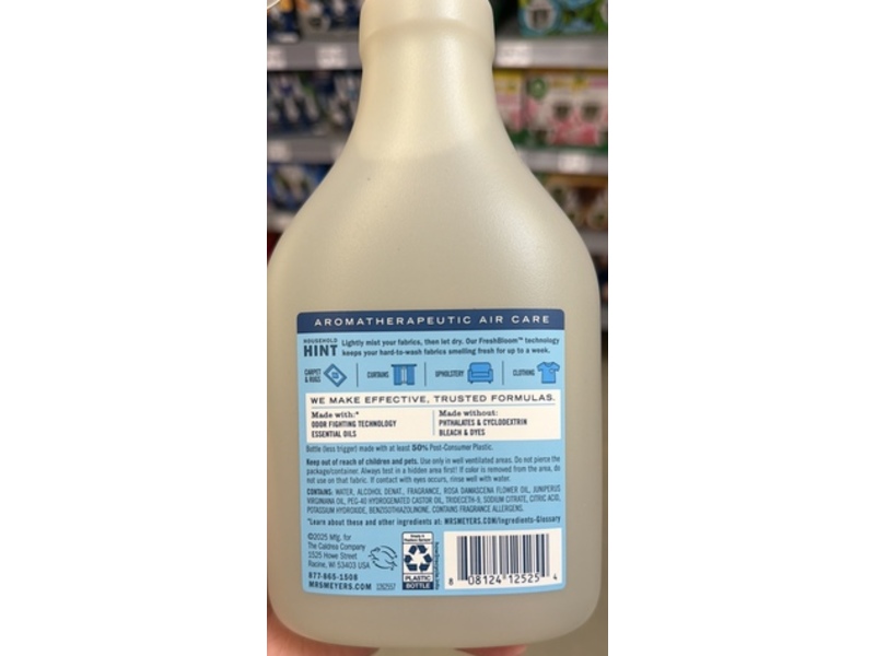 Mrs. Meyer's Clean Day Fabric Freshener, Rain Water Scent, 20 fl oz/591 mL