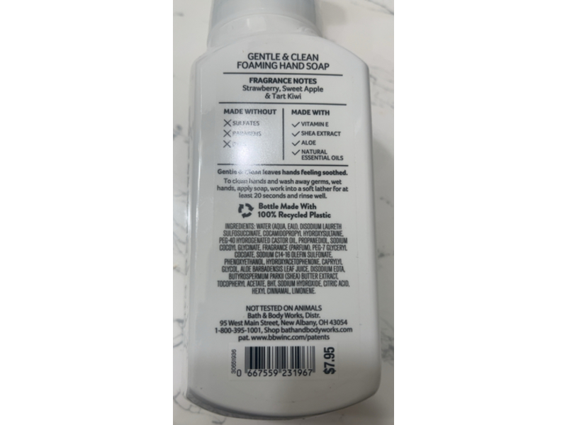 Bath & Body Works Gentle & Clean Foaming Hand Soap, Strawberry Kiwi, 8.75 fl oz/259 mL