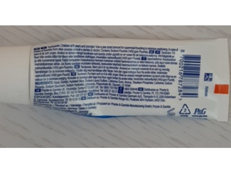 Oral-B Extra Fresh Toothpaste, 75 mL