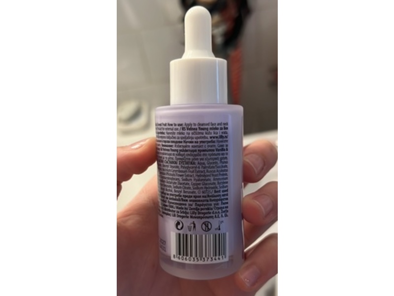 Velnea Young Soothing Face Milk, Vanilla & Forest Fruit, 40 mL