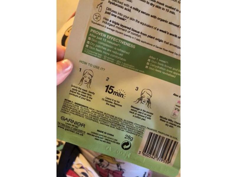 Garnier Nutri Bomb Milky Sheet Mask Hyluronic Acid + Almond Milk, 28 g