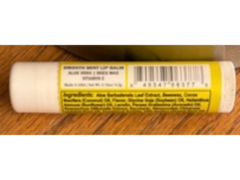 Buc-ee's Smooth Mint Lip Balm, Aloe Vera, Bees wax & Vitamin E, 0.15 oz/4.2 g