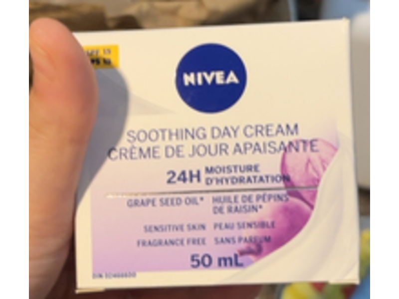 Nivea Soothing Day Cream, SPF 15, 50mL