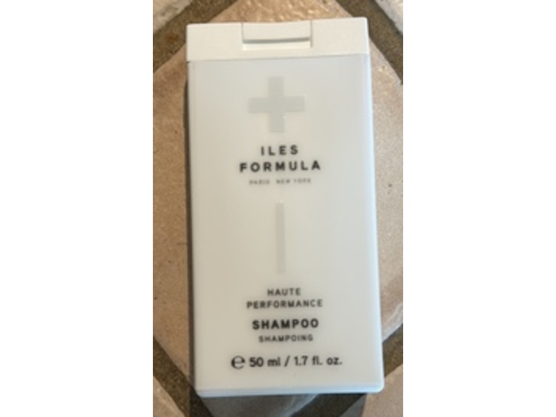 ILES Formula Haute Performance Shampoo, 1.7 fl oz/50 mL