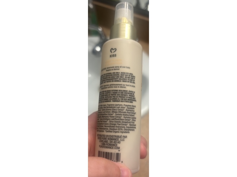Pure Romance Kiss Refreshing Fragrance Mist, Honey And Gold, 4 fl oz/120 mL