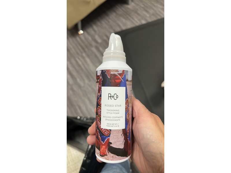 R+Co Rodeo Star Thickening Style Foam, 5 oz