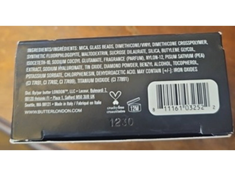 Butter London Lumimatte Blurring Finishing & Setting Powder, Porcelain/Light, 0.28 oz/8 g