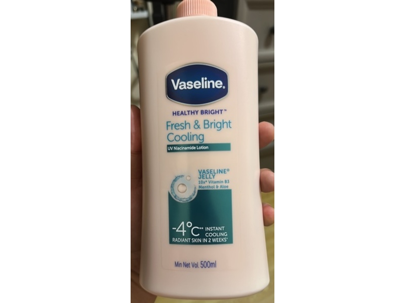 Vaseline Fresh & Bright Cooling UV Lotion, 500 mL