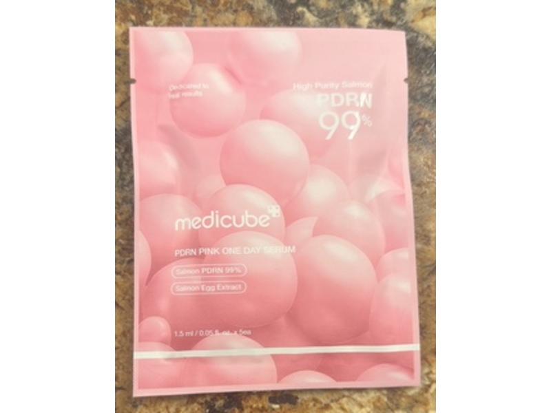 Medicube PDRN Pink One Day Serum, Salmon PDRN 99%, Salmon Egg Extract, 0.05 fl oz/1.5 mL, Pack Of 10
