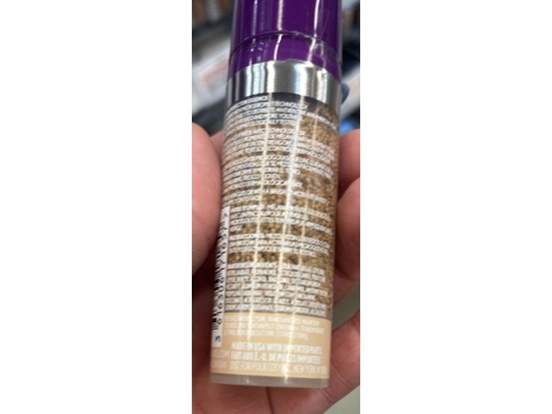 Covergirl Simply Ageless Skin Perfector Essence, 25 Light-Neutral, 1 fl oz/30 mL