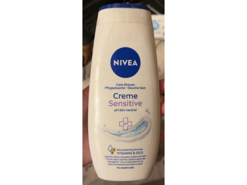 Nivea Creme Sensitive Care Shower, Vitamins & Oils, 250 mL