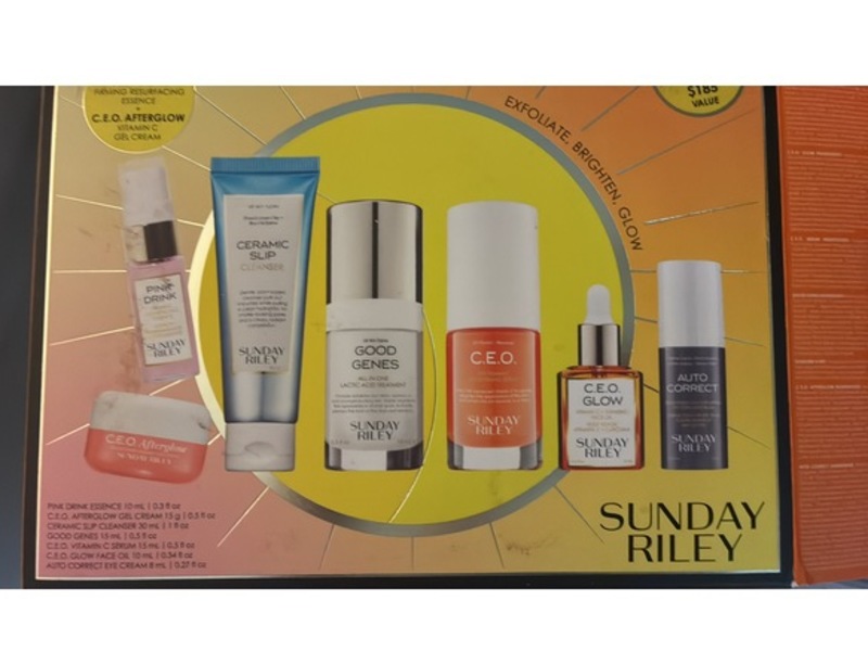 Sunday Riley Wake Up With Me Complete Brightening Morning Skincare Set
