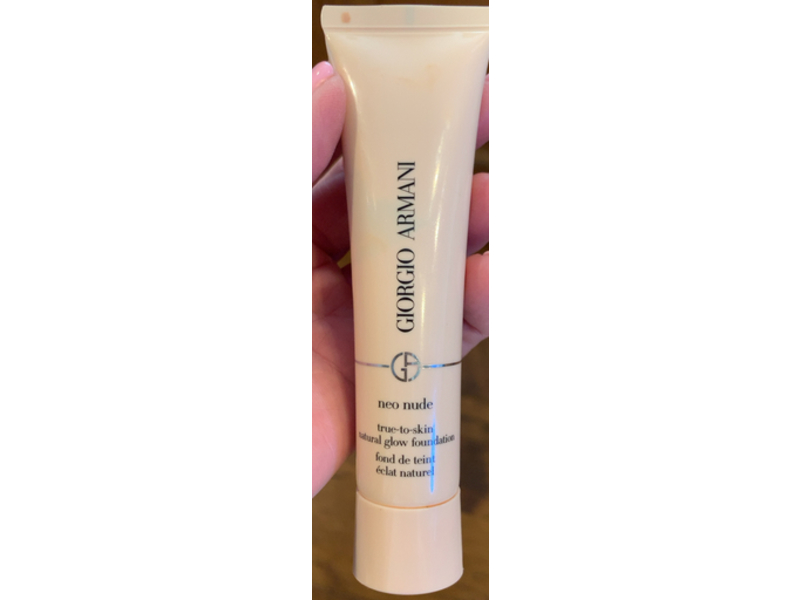 Giorgio Armani Neo Nude True-To-Skin Natural Glow Foundation, 2 Fair Peach,1.18 oz/35 mL