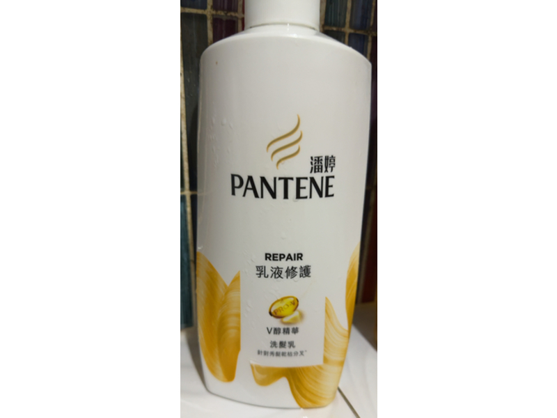 Pantene Lotion Repair Shampoo, 700 mL